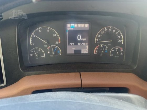 CM101 Equipment - 2021 Freightliner Cascadia 126 6